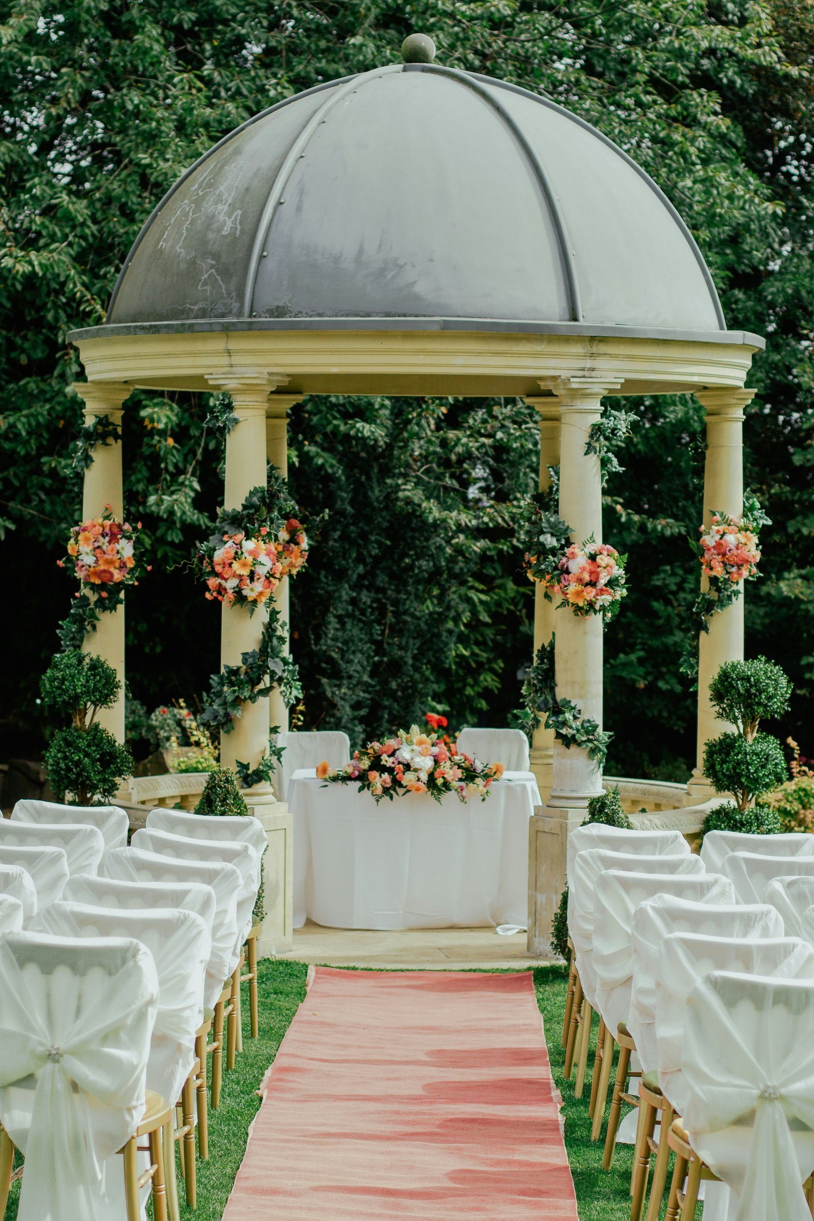 Elegant wedding decoration